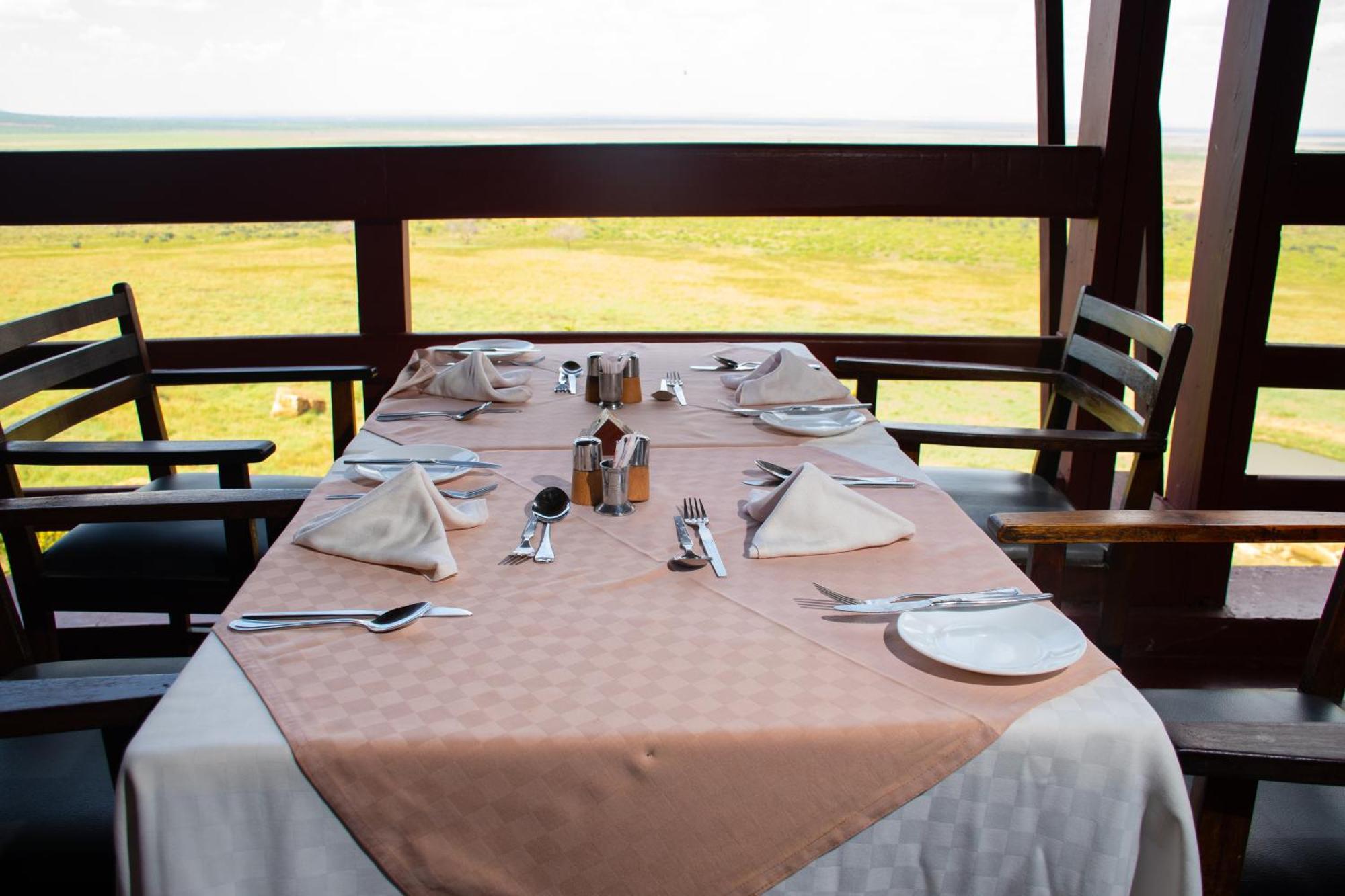 Voi Safari Lodge Екстер'єр фото