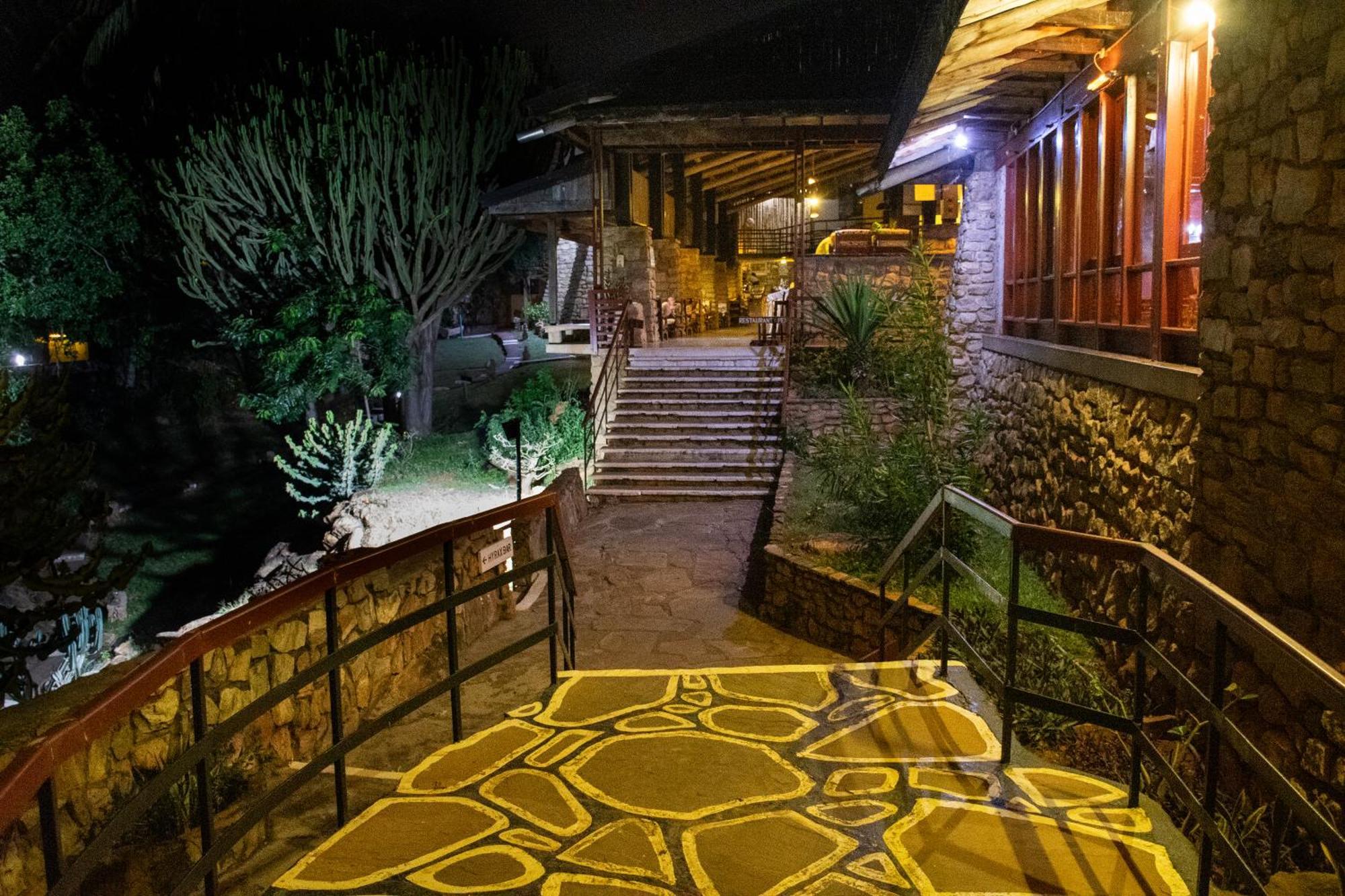 Voi Safari Lodge Екстер'єр фото